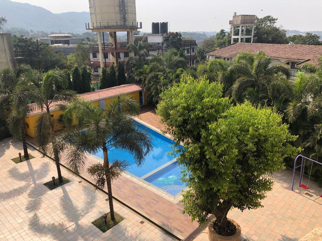 Resort Silver Hills Лонавала Екстериор снимка